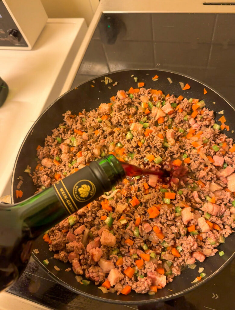 Wein hinzufügen